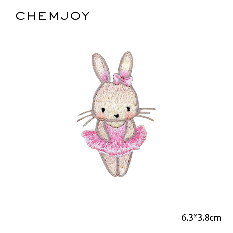 Embroideried Ballet Rabbit Iro - Streetwear Brand Stickers 评论和价格