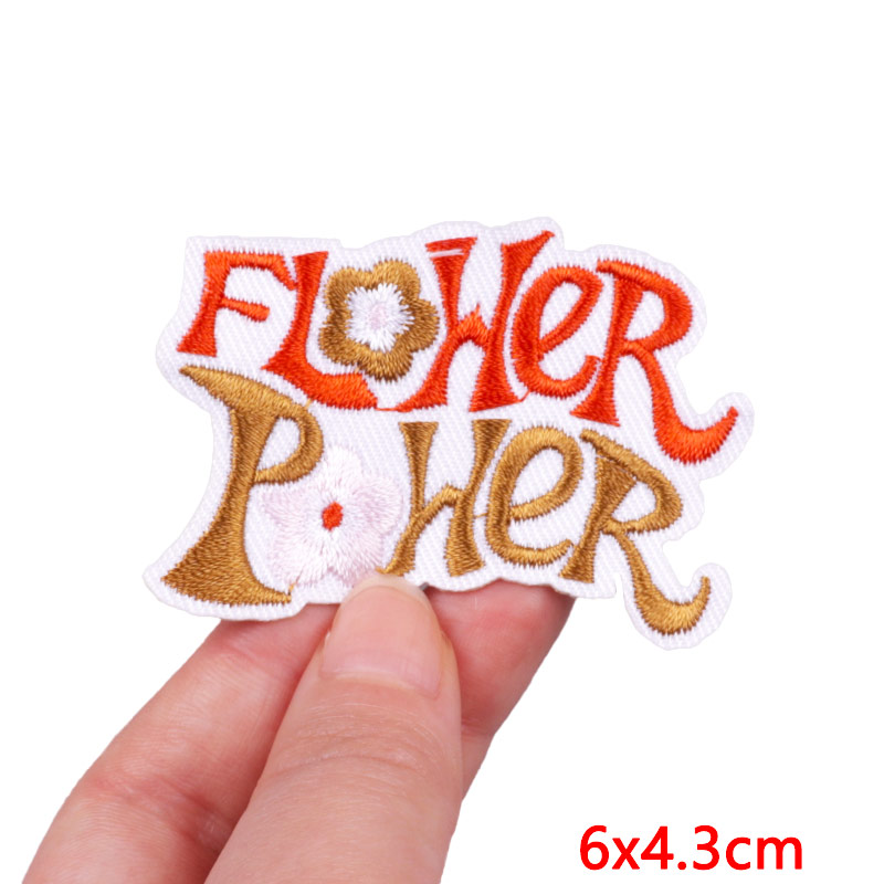 Cartoon Rainbow Embroidered Pa - Streetwear Brand Stickers 评论和价格